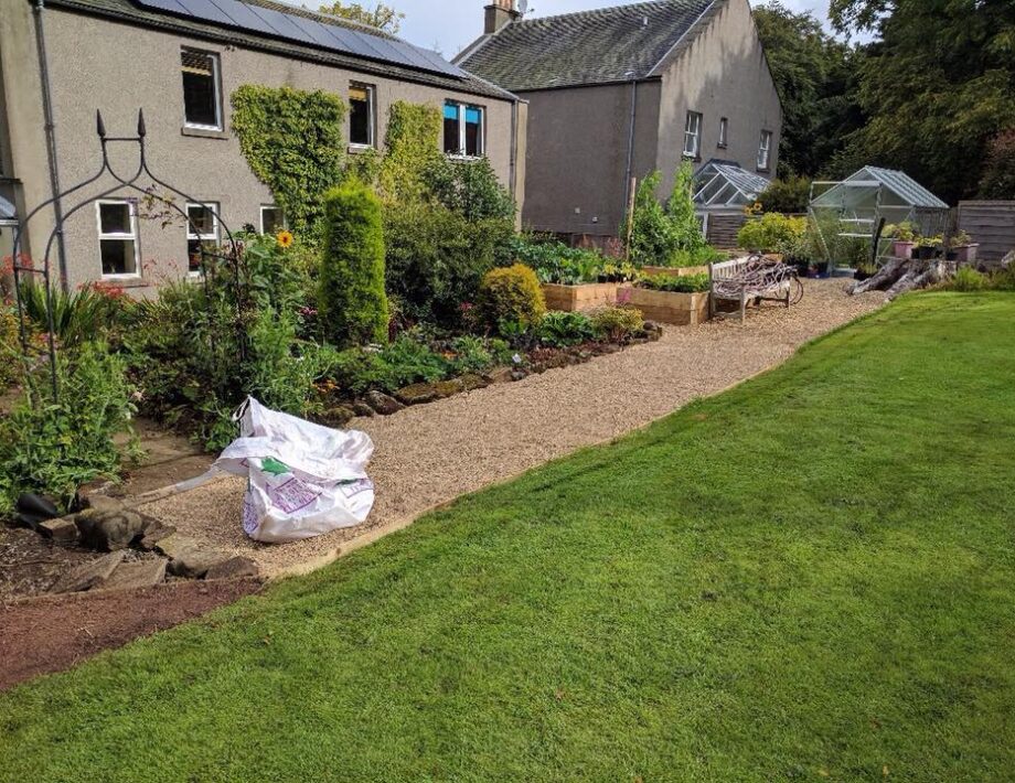 Gravel Pathway Grid & Path Grids